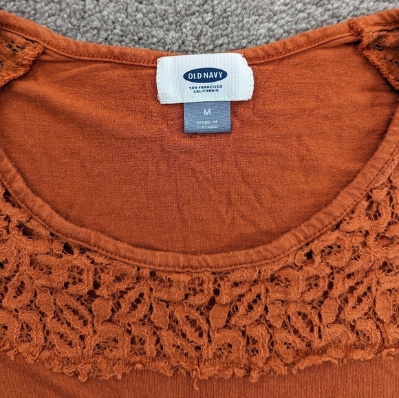 Old Navy long sleeve accent lace neck orange blouse size Medium - Picture 3 of 9